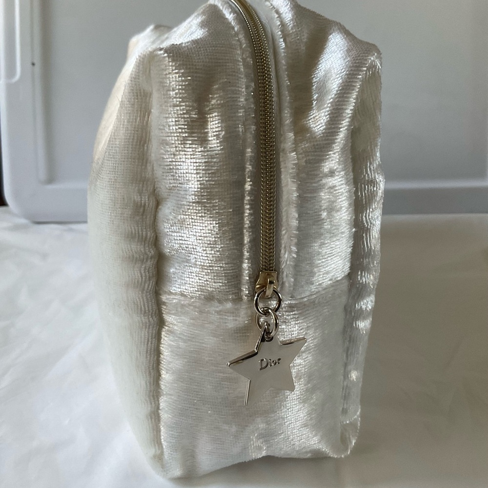 CHRISTIAN DIOR Beauty Ivory Large Velvet Cosmetic Makeup Bag Pouch -New - Picture 4 of 8